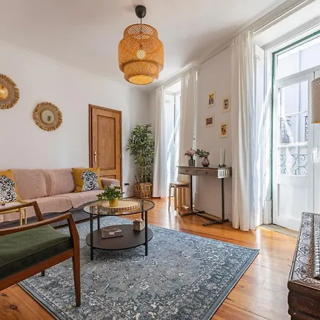 Classy And Charming By Lovelystay Lisbon