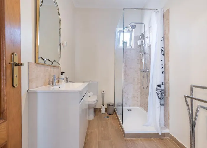 Classy And Charming By Lovelystay * Lisbon