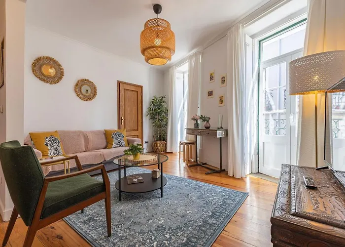 Classy And Charming By Lovelystay Lisbon